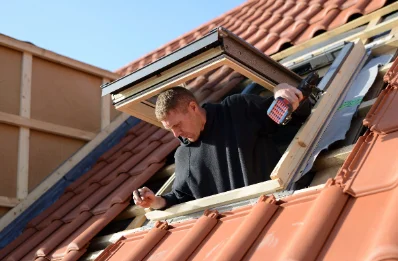 Pose de fenêtres de toit Velux au Magnoray